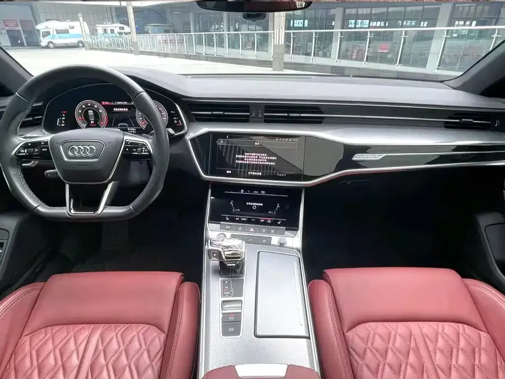 Audi A7L 2023 из CN, фото 5