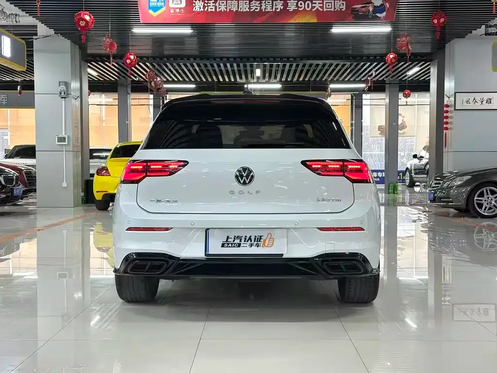 Volkswagen Golf 2022 из CN, фото 5