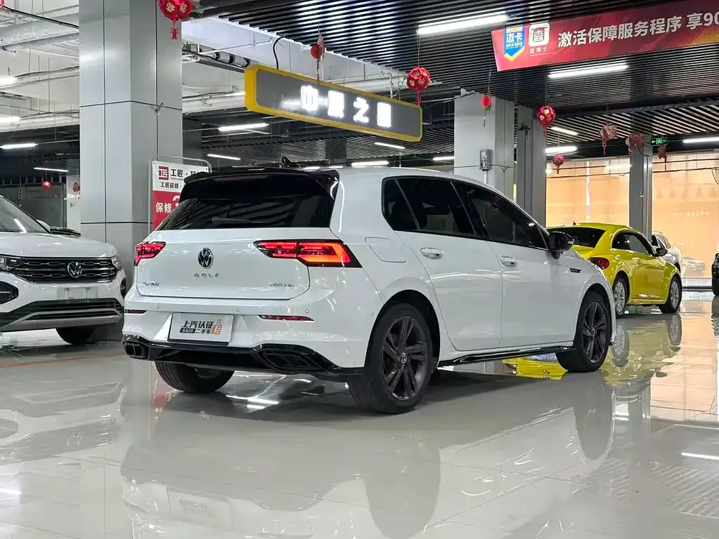 Volkswagen Golf 2022 из CN, фото 10