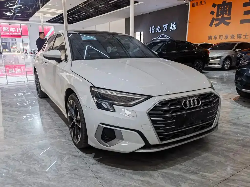 Audi A3 2023 из CN, фото 9