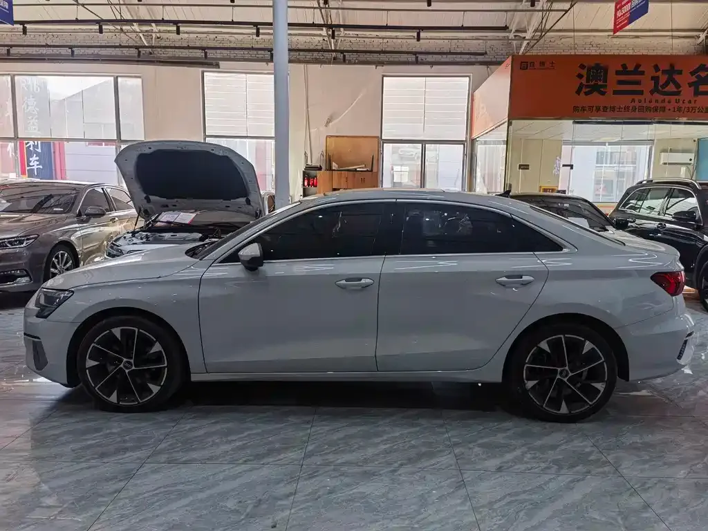 Audi A3 2023 из CN, фото 5
