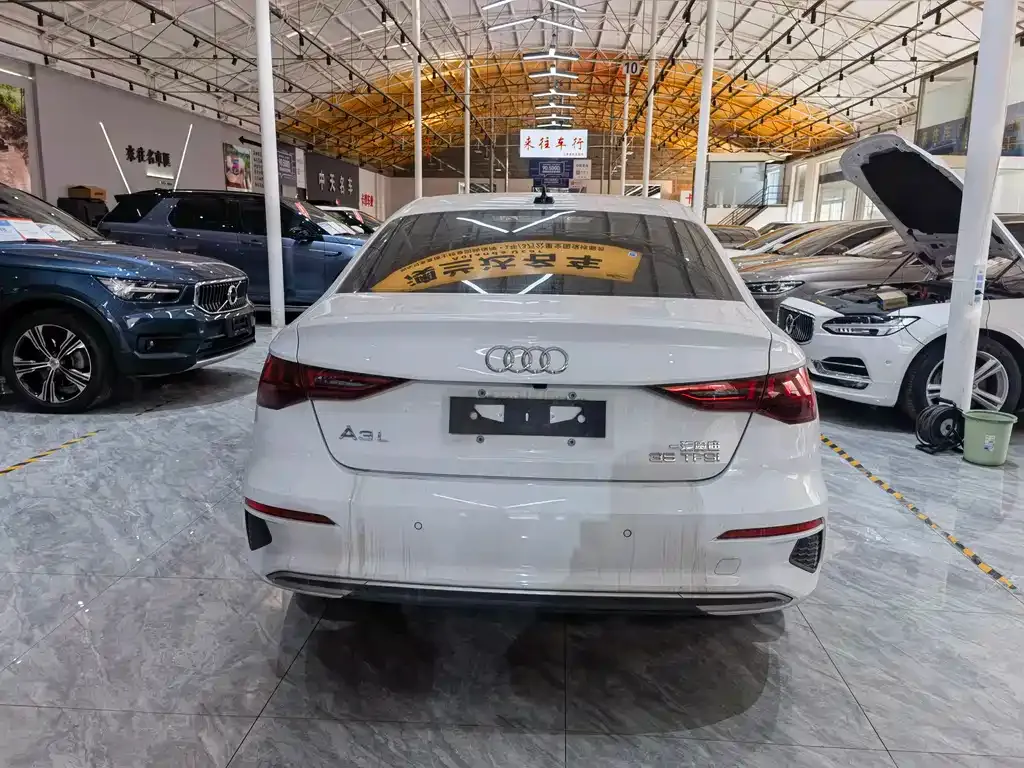 Audi A3 2023 из CN, фото 8