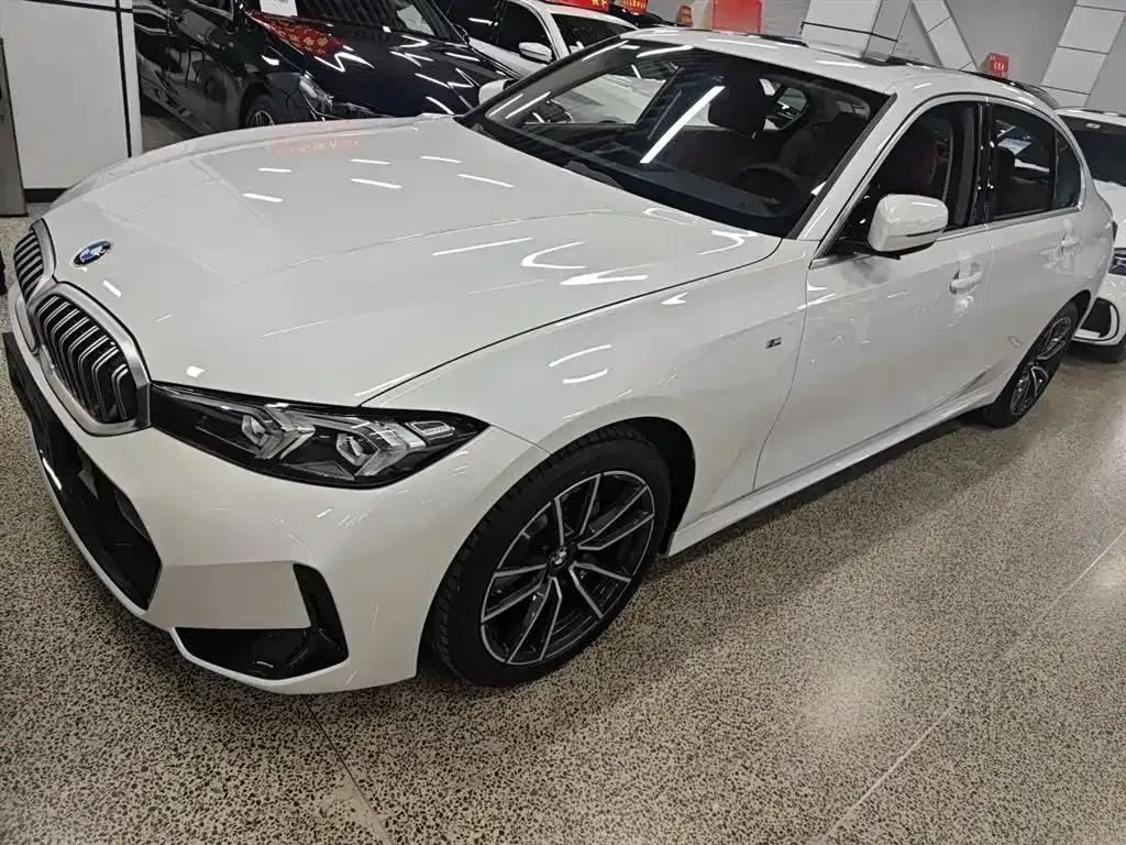 BMW 3 Series 2024 из CN, фото 1