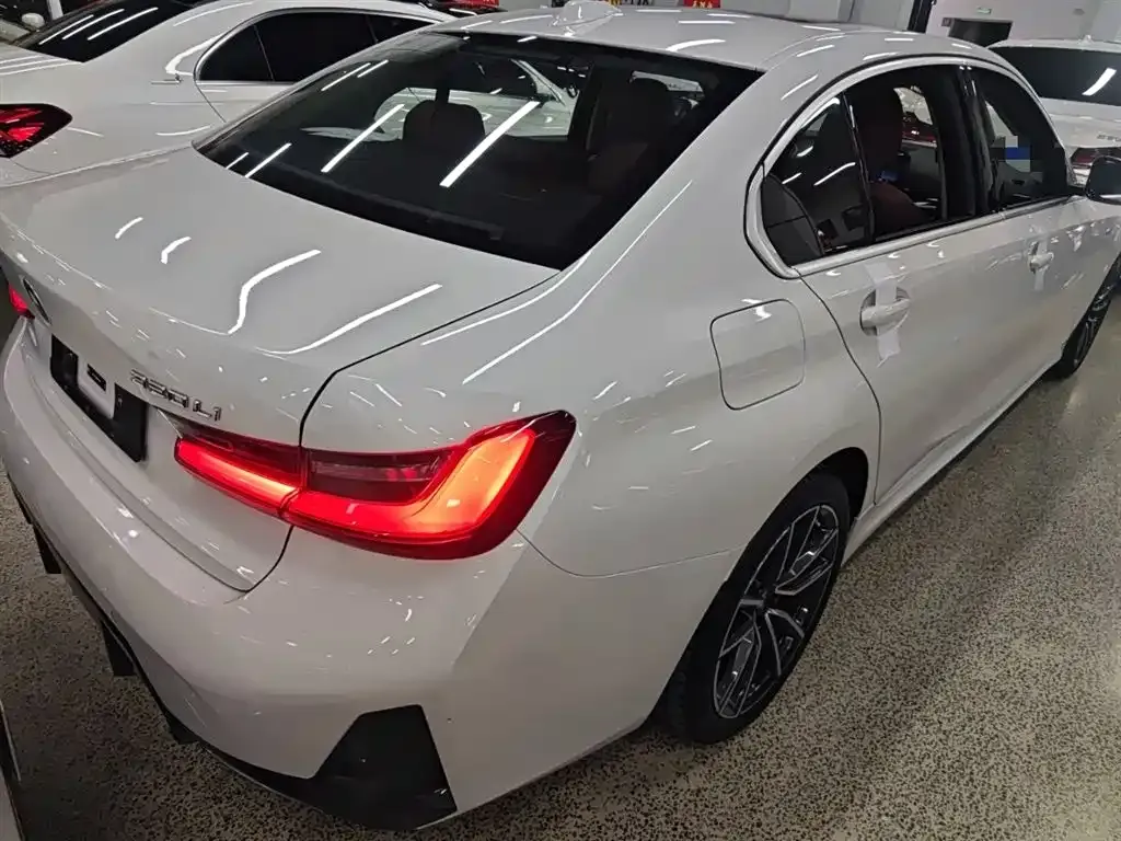 BMW 3 Series 2024 из CN, фото 7