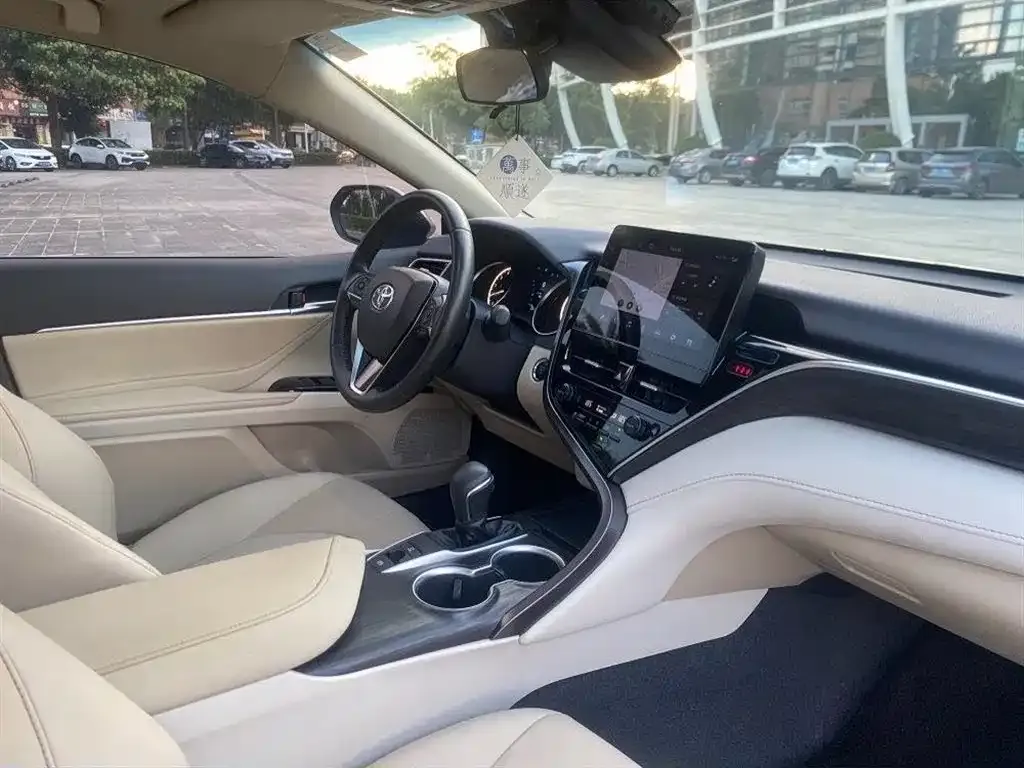 Toyota Camry 2023 из CN, фото 4
