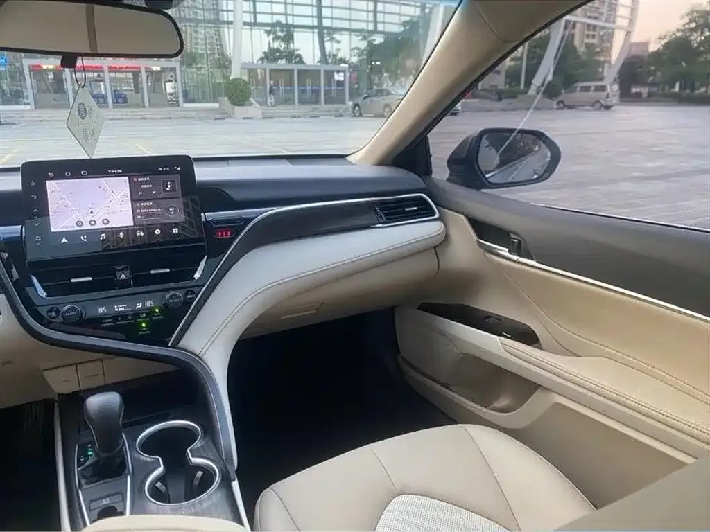Toyota Camry 2023 из CN, фото 3