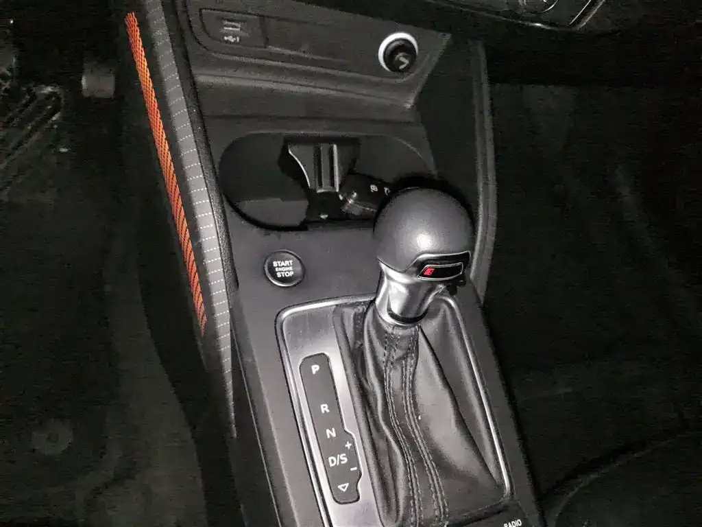 Audi Q2L 2021 из CN, фото 10