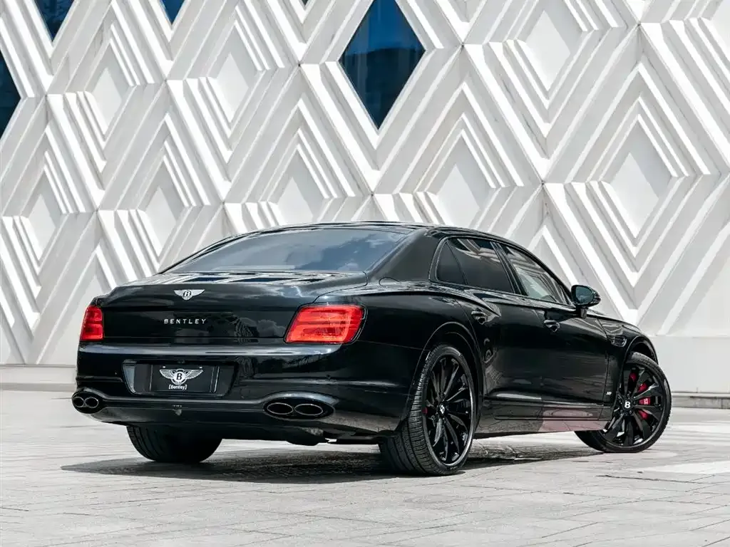 Bentley Flying Spur 2022 из CN, фото 10
