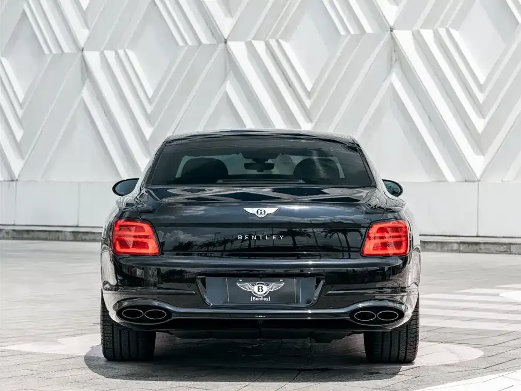 Bentley Flying Spur 2022 из CN, фото 7