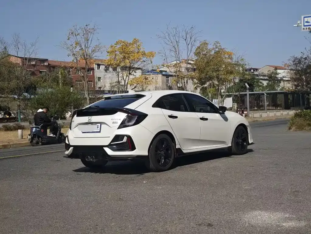Honda Civic — фото 6