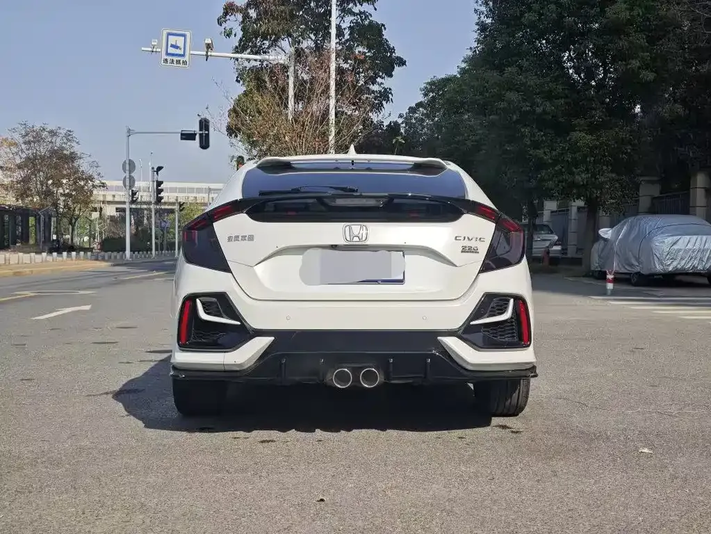 Honda Civic — фото 8
