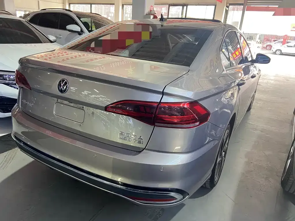 Volkswagen Bora 2023 из CN, фото 4
