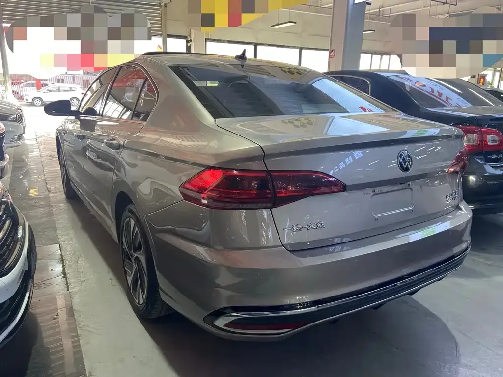 Volkswagen Bora 2023 из CN, фото 5