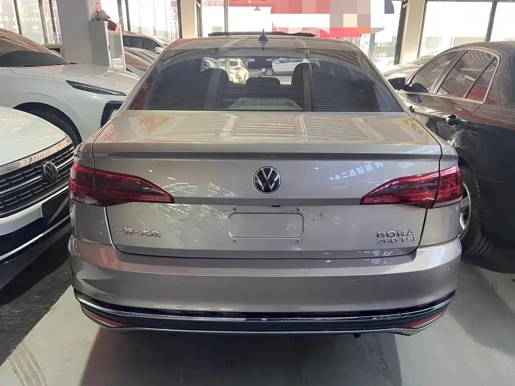 Volkswagen Bora 2023 из CN, фото 6