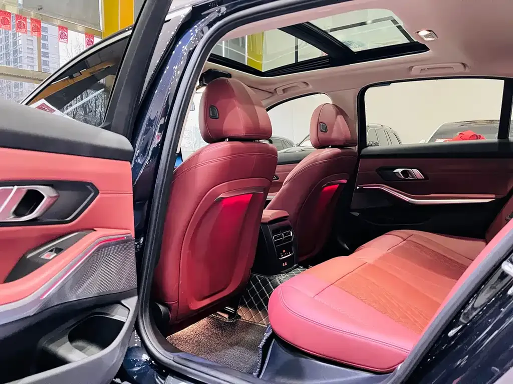 BMW 3 Series 2025 из CN, фото 6