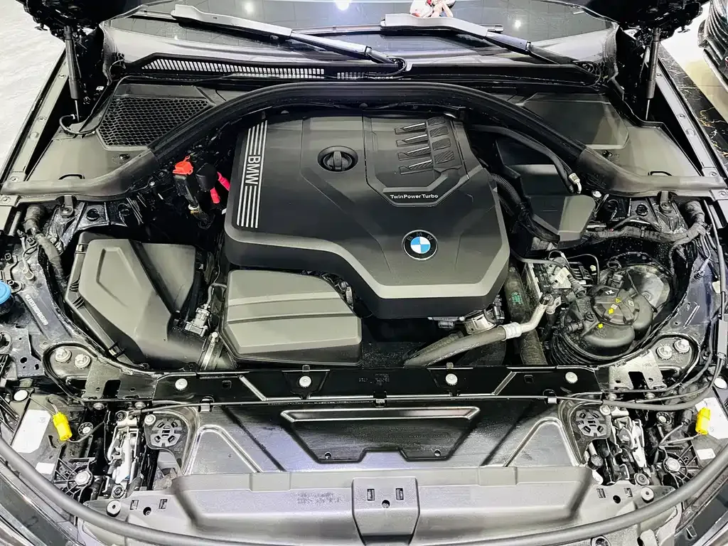 BMW 3 Series 2025 из CN, фото 9