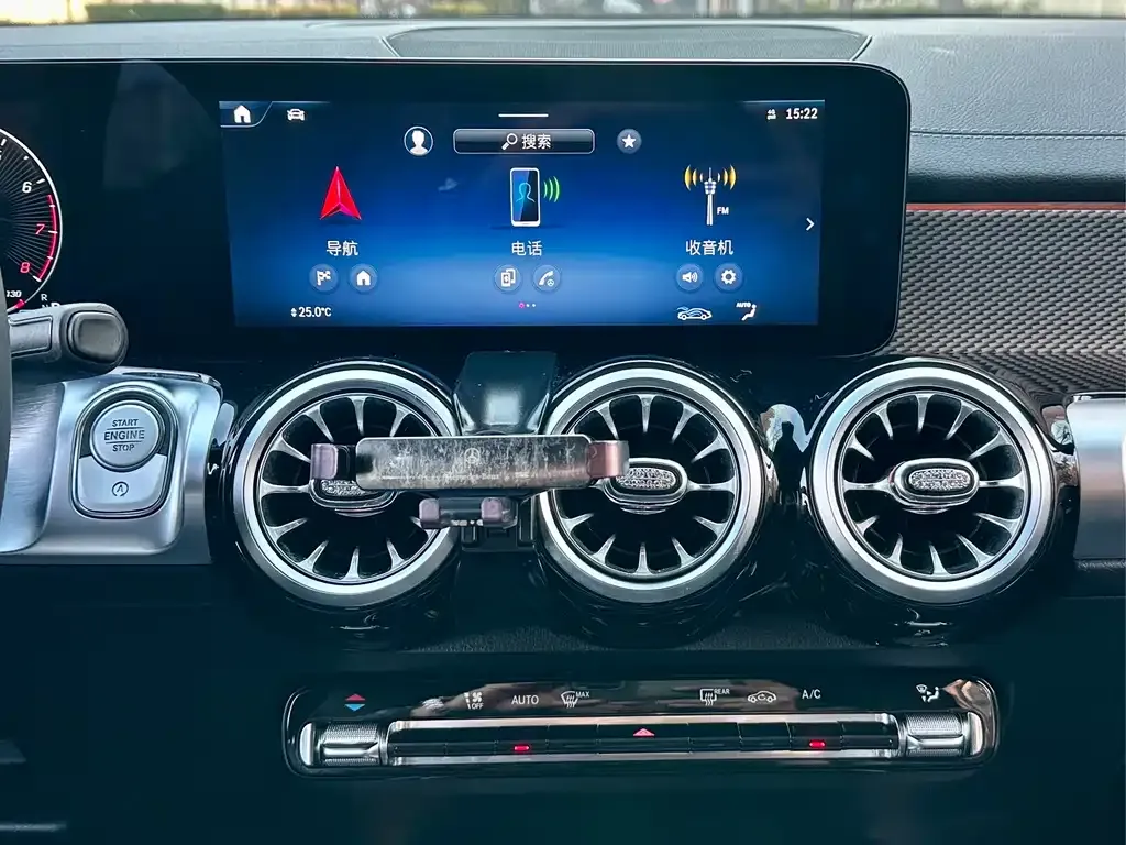 Mercedes-Benz GLB 2024 из CN, фото 2