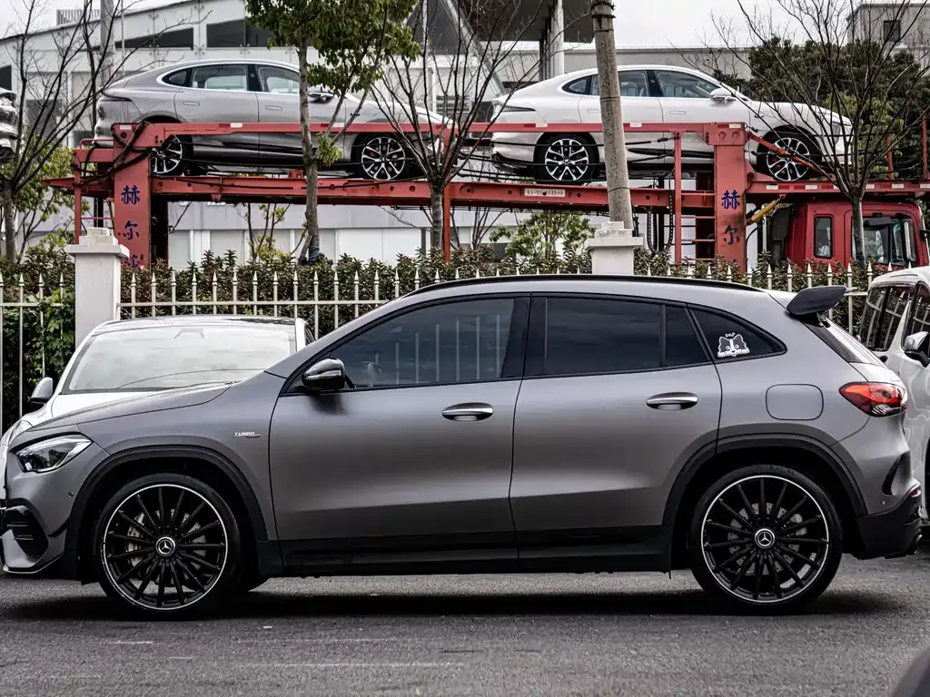 Mercedes-Benz GLA AMG — фото 9