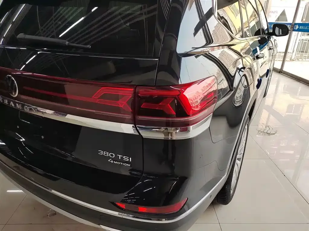 Volkswagen Teramont 2022 из CN, фото 9