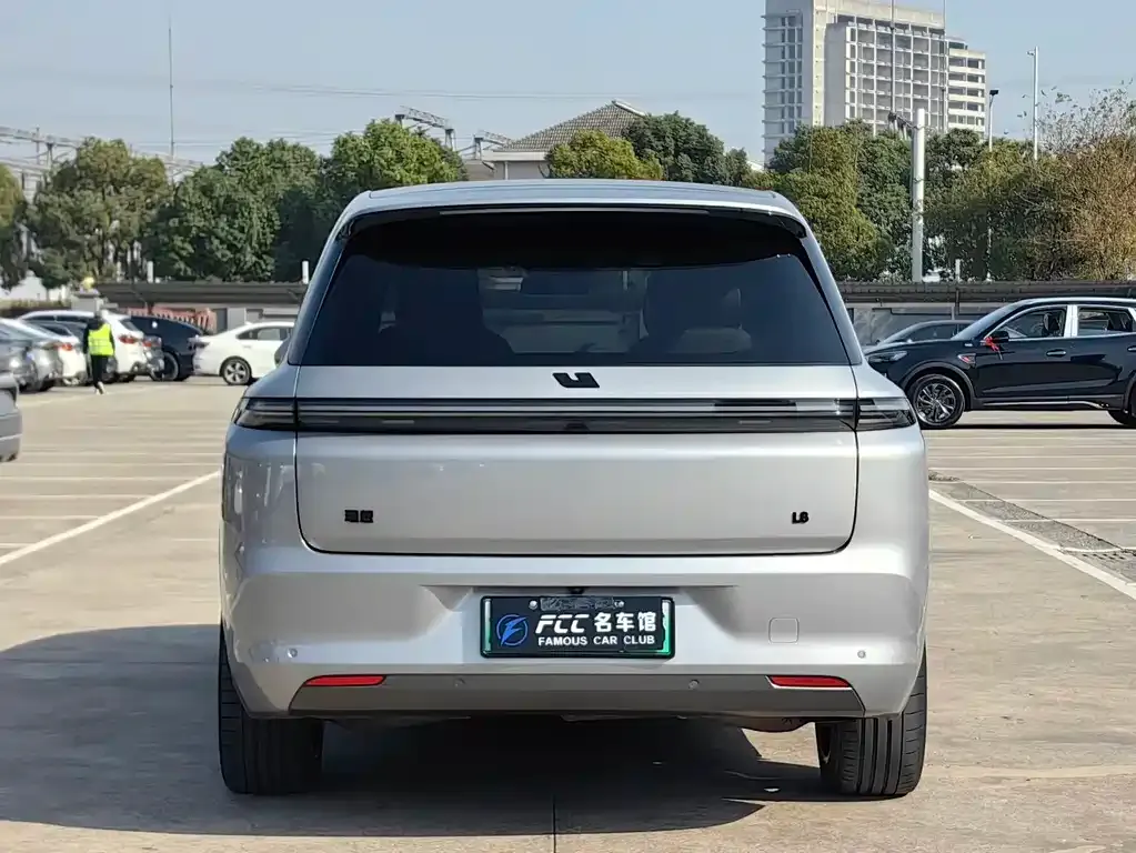 Li Auto L8 2023 из CN, фото 2