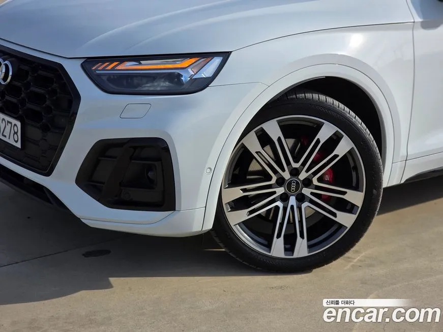 Audi SQ5 2022 из KR, фото 4