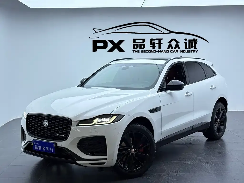 Jaguar F-PACE — фото 1