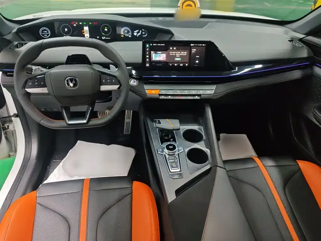 Changan UNI-V 2025 из CN, фото 10