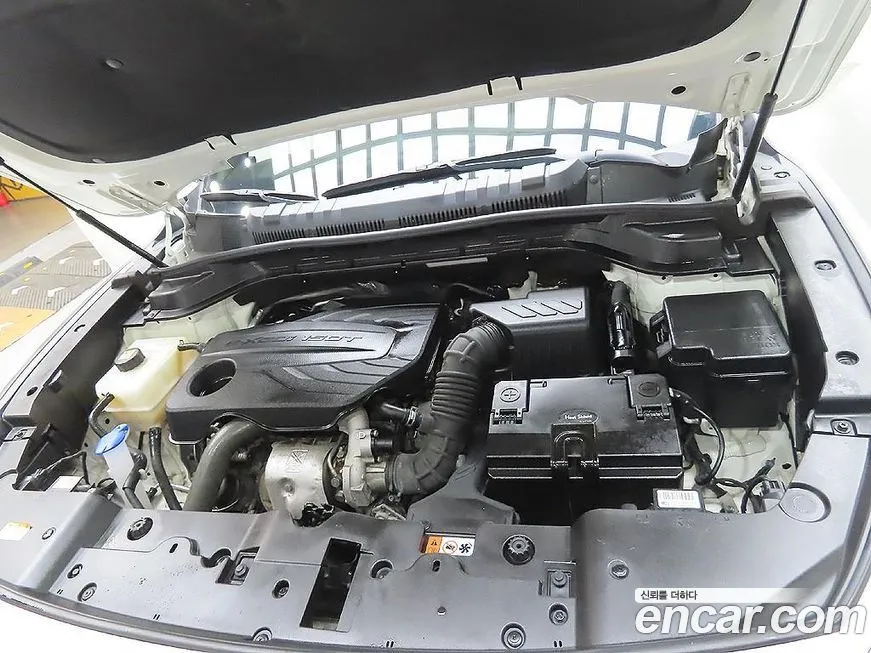 KG Mobility (Ssangyong) Torres — фото 9