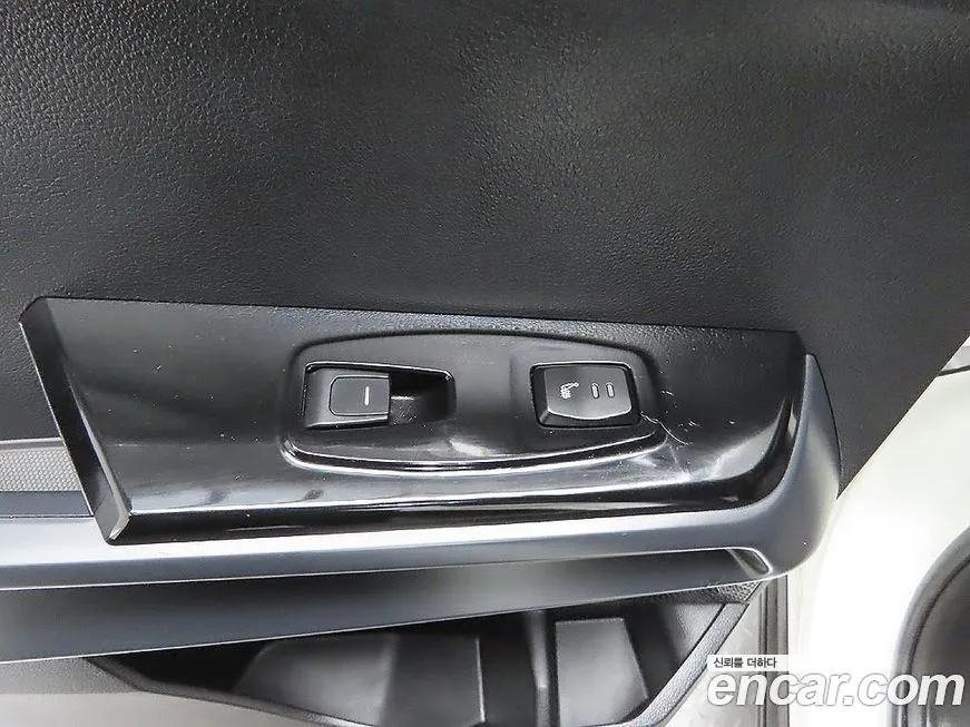 KG Mobility (Ssangyong) Torres — фото 10