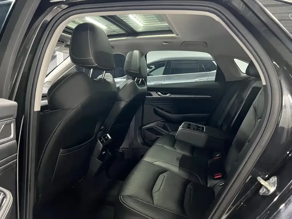 Geely Xingrui 2023 из CN, фото 8