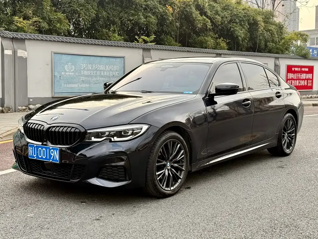 BMW 3 Series — фото 1