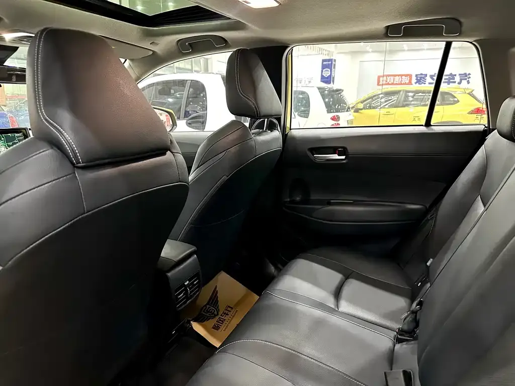 Toyota Frontlander 2022 из CN, фото 10