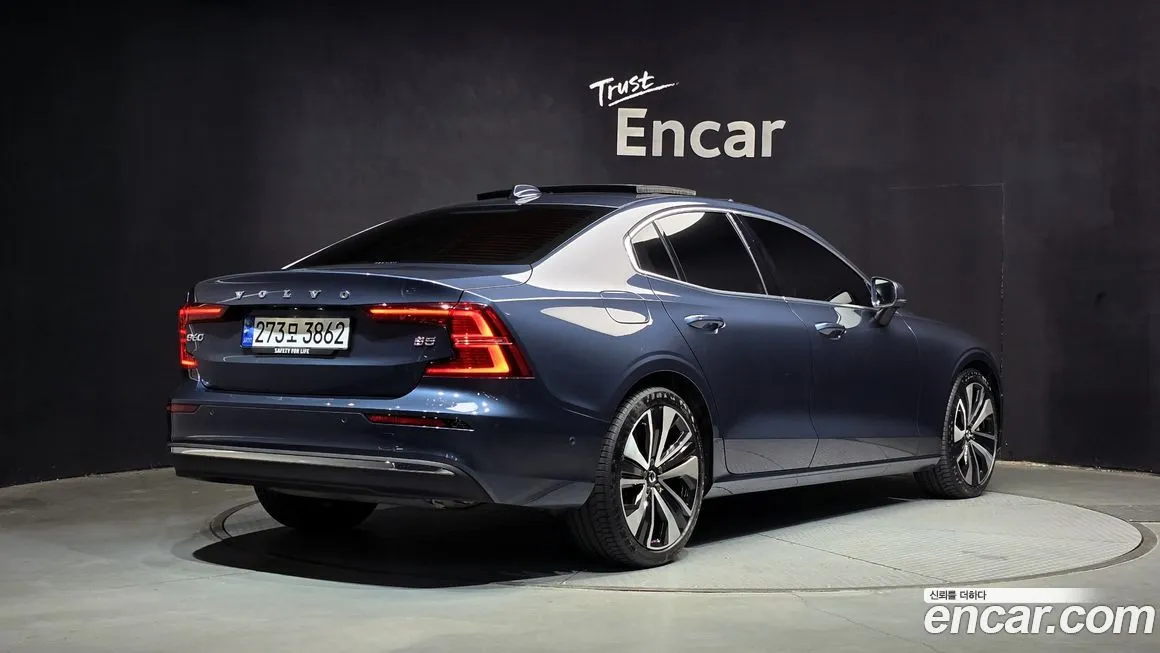 Volvo S60 — фото 4