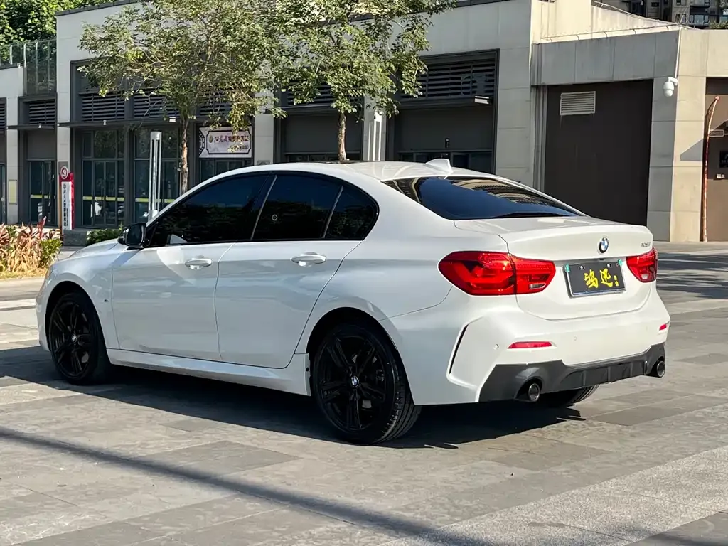 BMW 1 Series 2022 из CN, фото 8