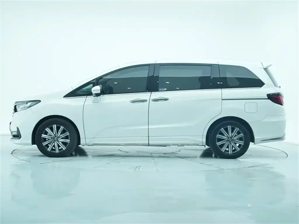 Honda Odyssey — фото 6