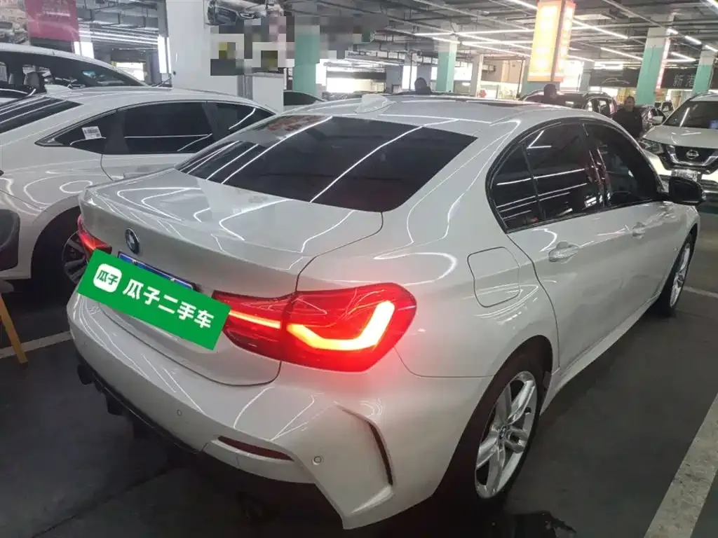 BMW 1 Series 2021 из CN, фото 9