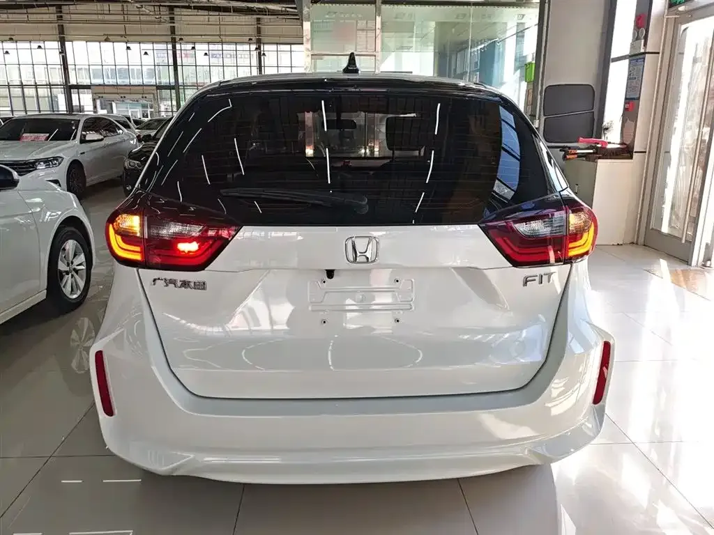 Honda Fit 2023 из CN, фото 9