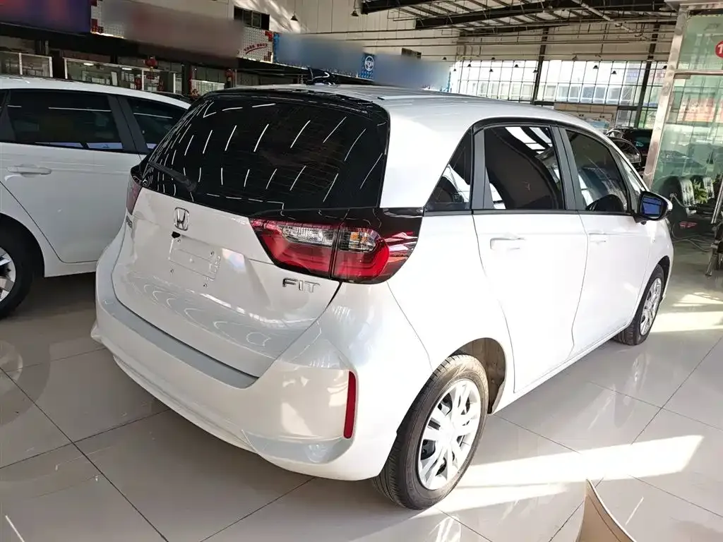 Honda Fit 2023 из CN, фото 2