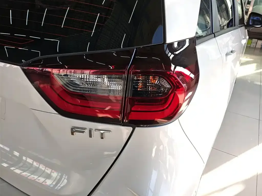 Honda Fit 2023 из CN, фото 3