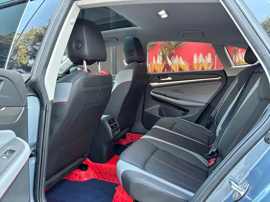 Volkswagen Lamando 2023 из CN, фото 3