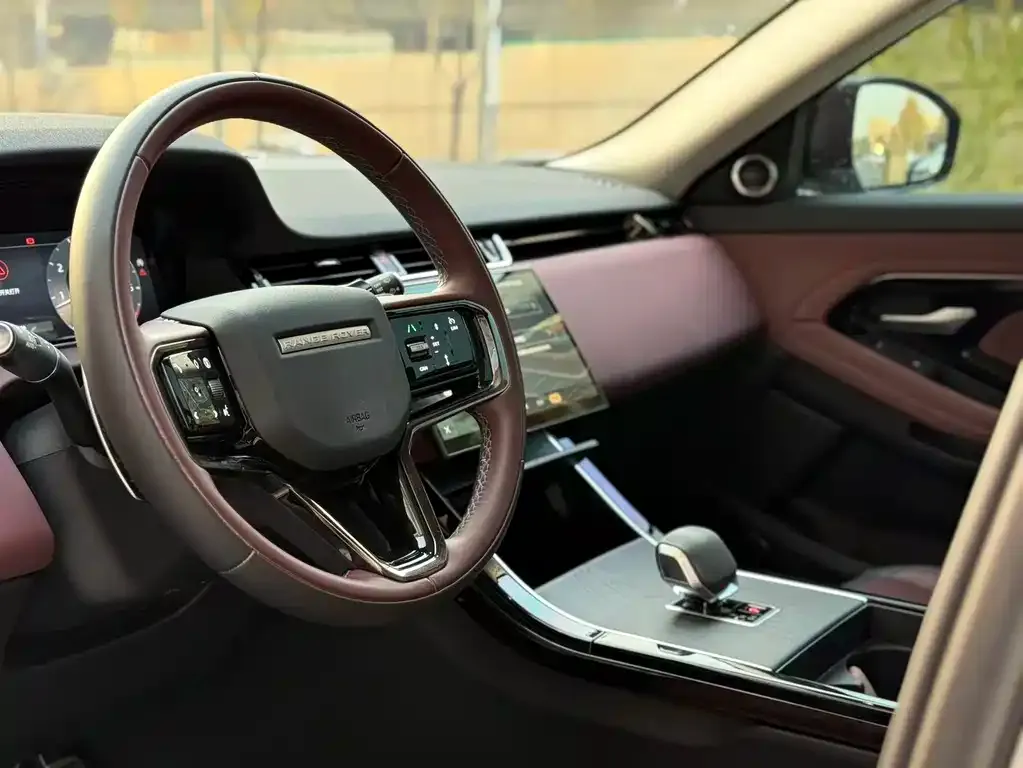 Land Rover Evoque 2025 из CN, фото 2
