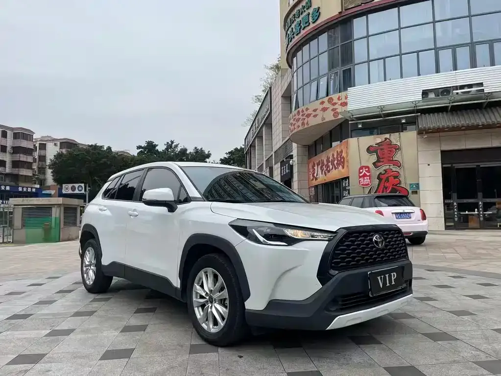 Toyota Corolla Cross — фото 9