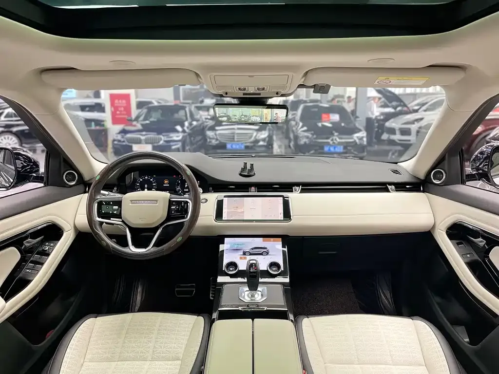 Land Rover Evoque — фото 3