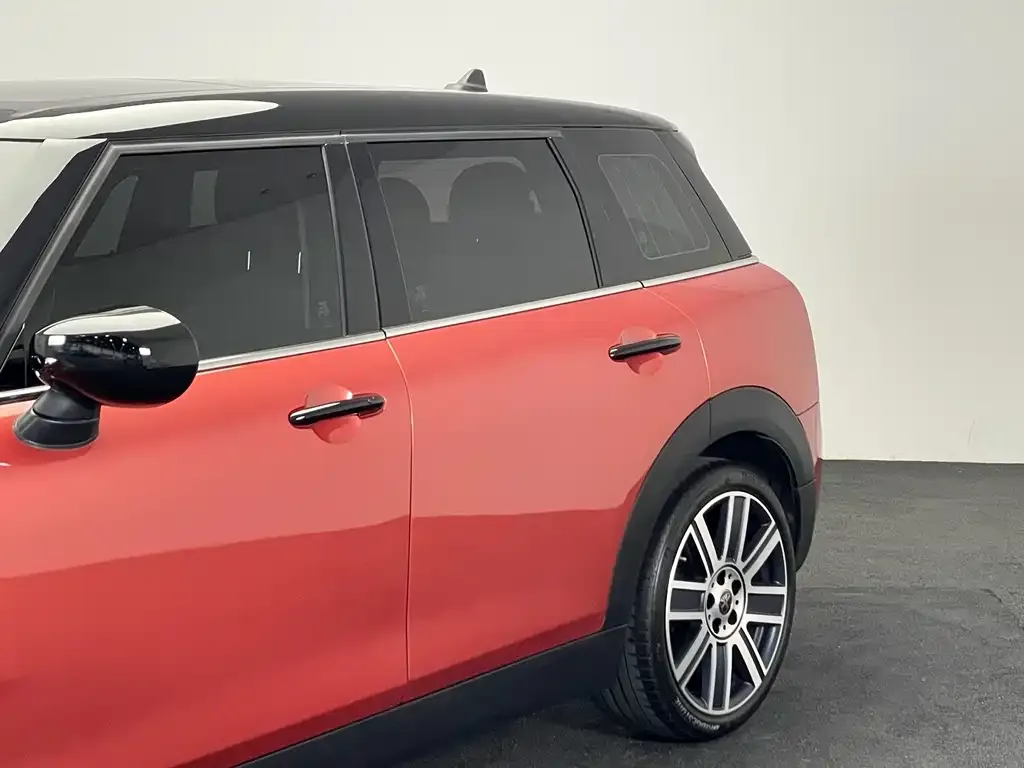 MINI Clubman — фото 6