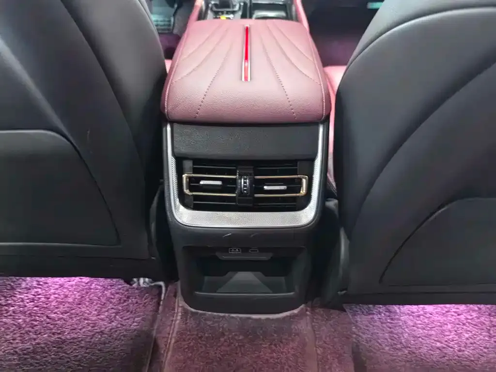 Hongqi H5 2024 из CN, фото 9