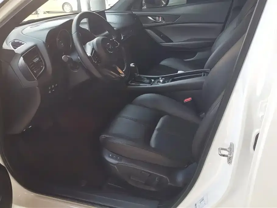 Mazda CX-4 2021 из CN, фото 5
