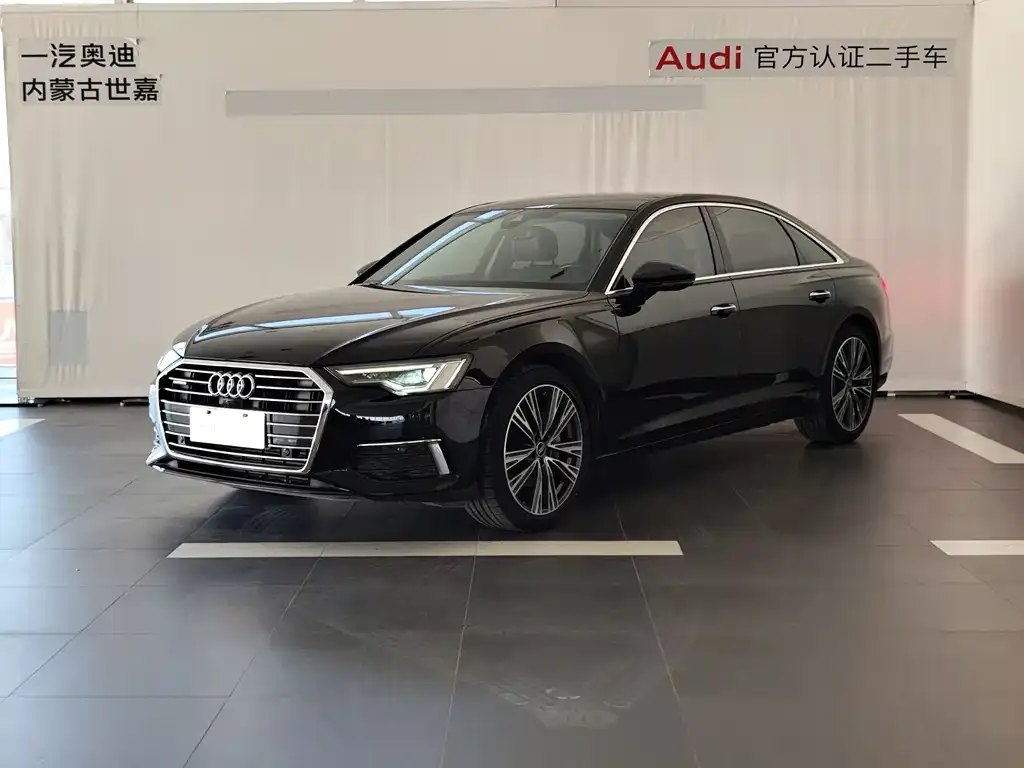 Audi A6L — фото 1