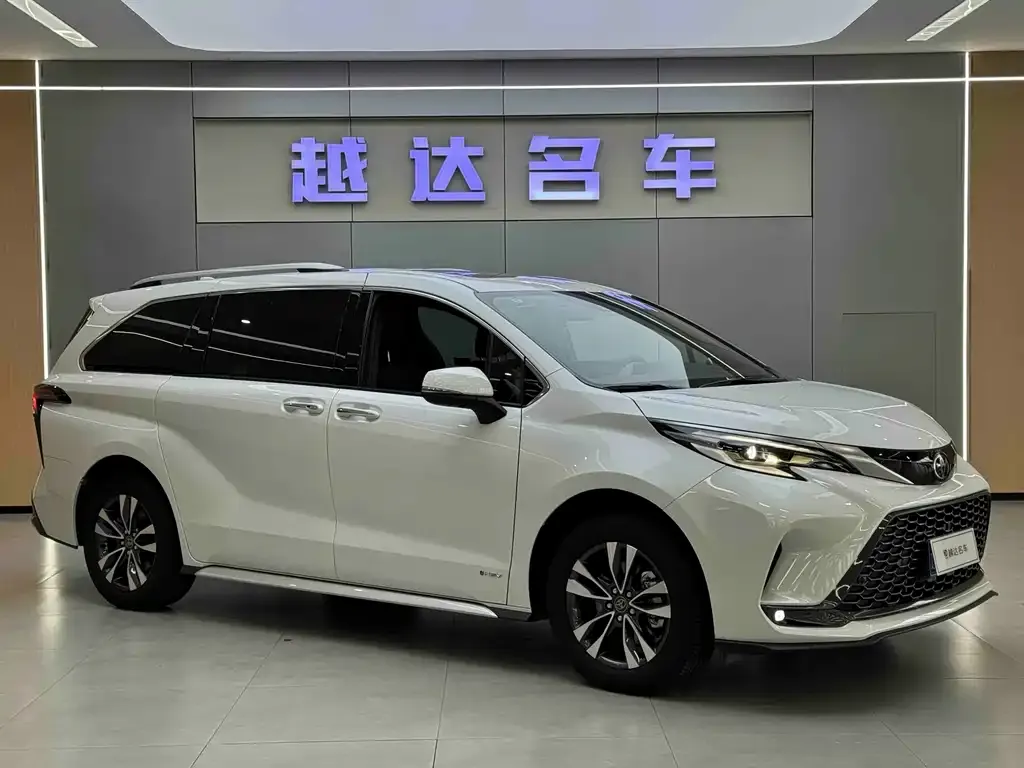 Toyota Granvia 2025 из CN, фото 3