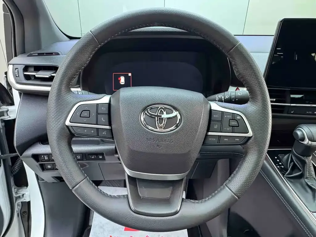 Toyota Granvia 2025 из CN, фото 5