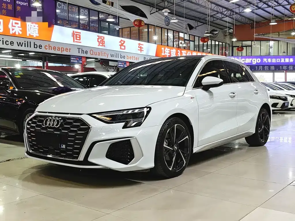 Audi A3 — фото 1